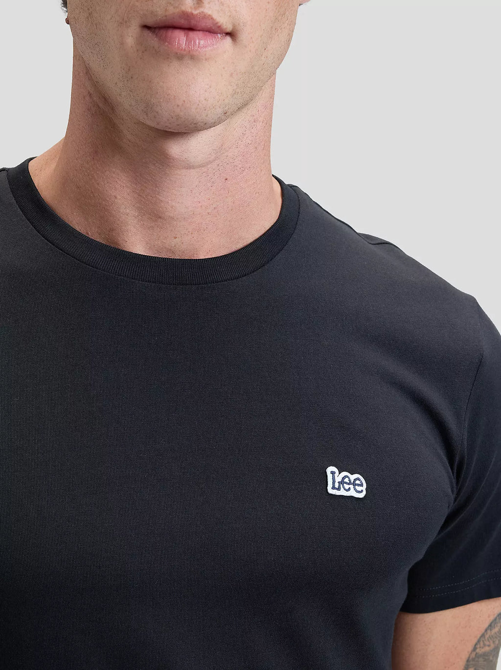 Lee Regular Patch Logo Tee - Black