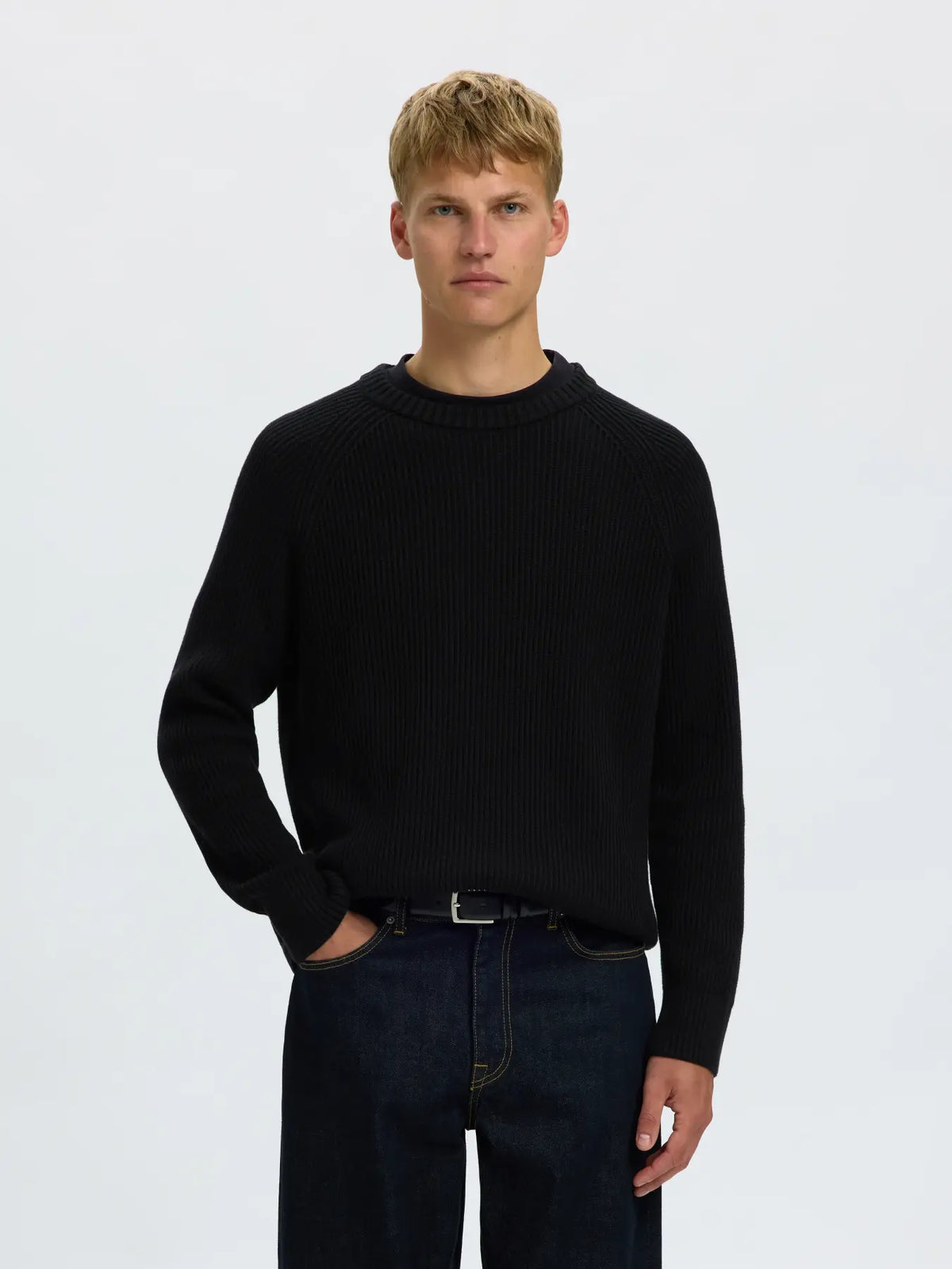 Selected Braun Relaxed Knit Crew - Black