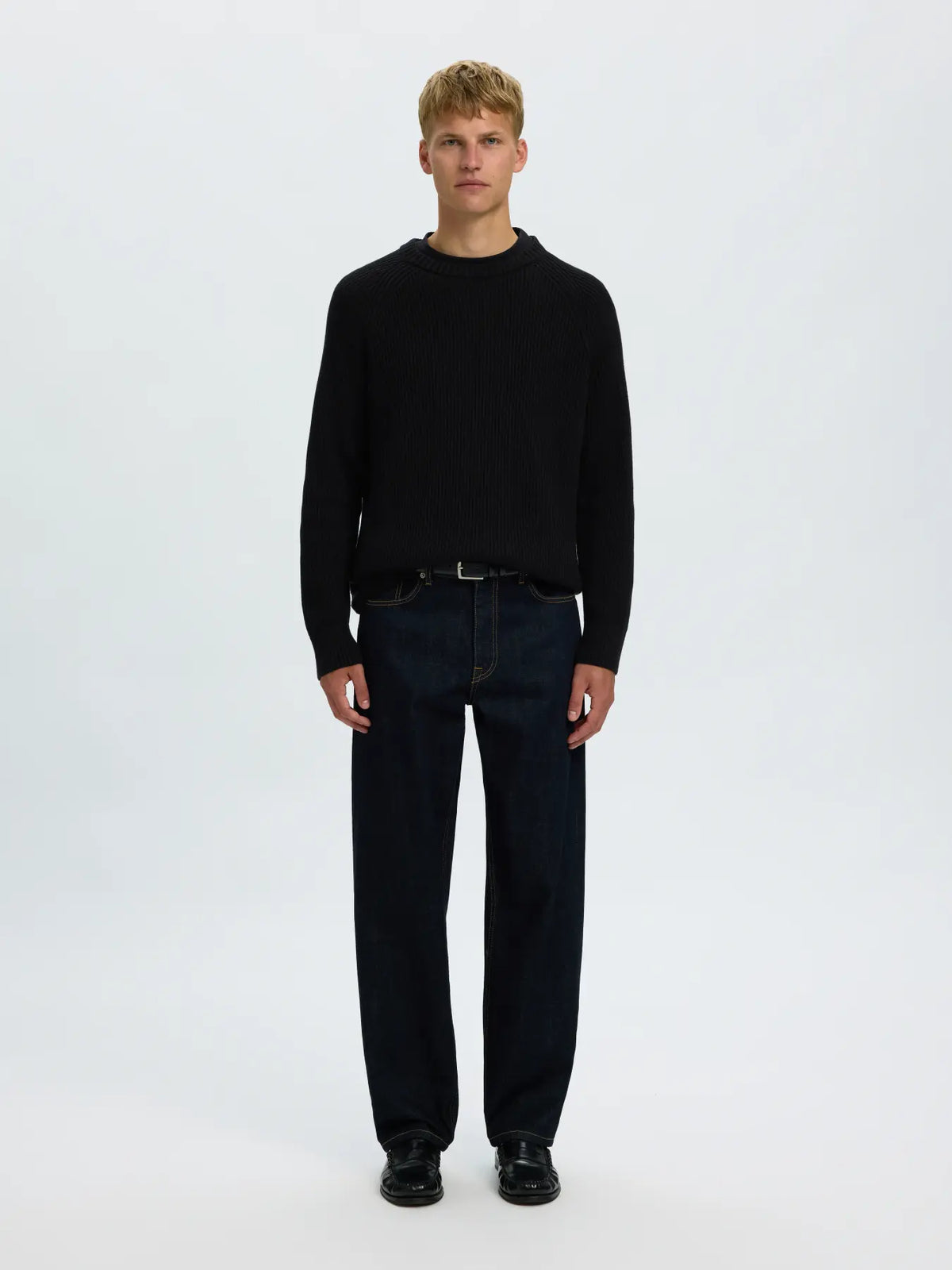 Selected Braun Relaxed Knit Crew - Black