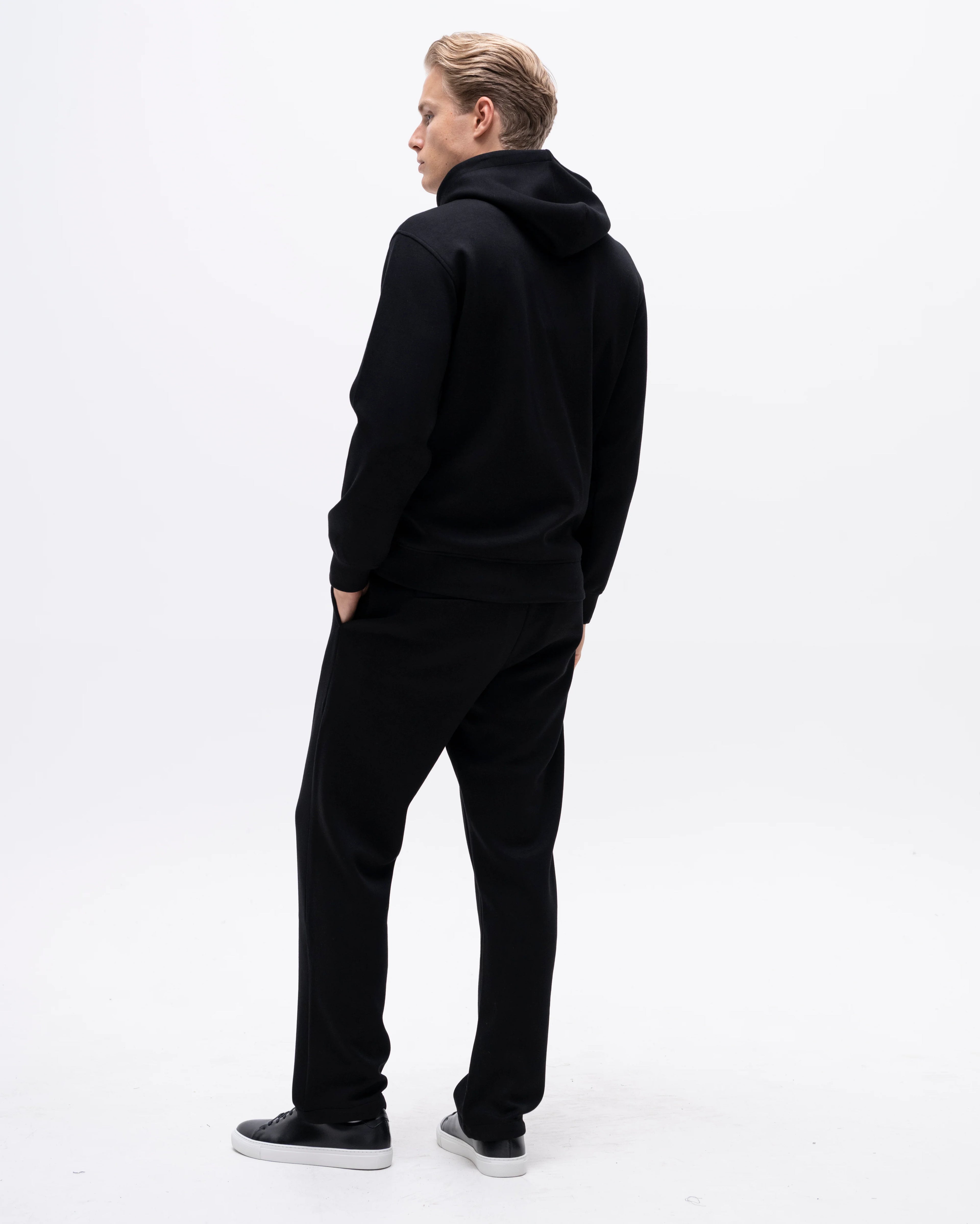 Brand Island Zen Basic Hoodie - Black