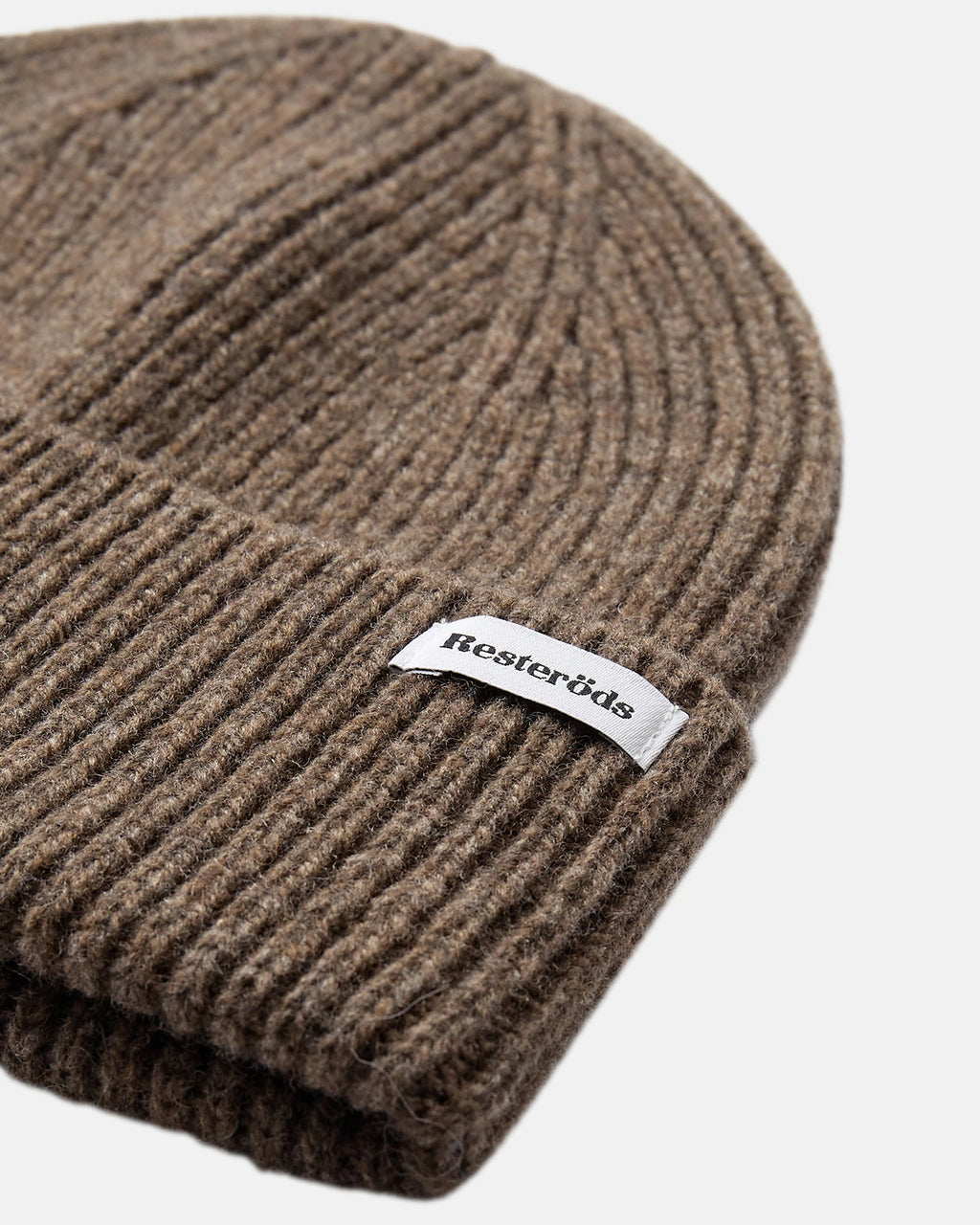 Resteröds Ullbeanie - Mörk sand