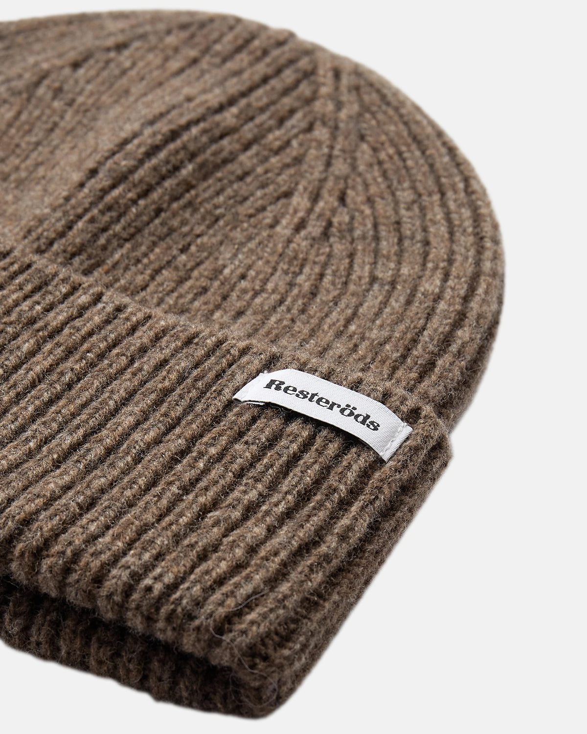 Resteröds Ullbeanie - Mörk sand