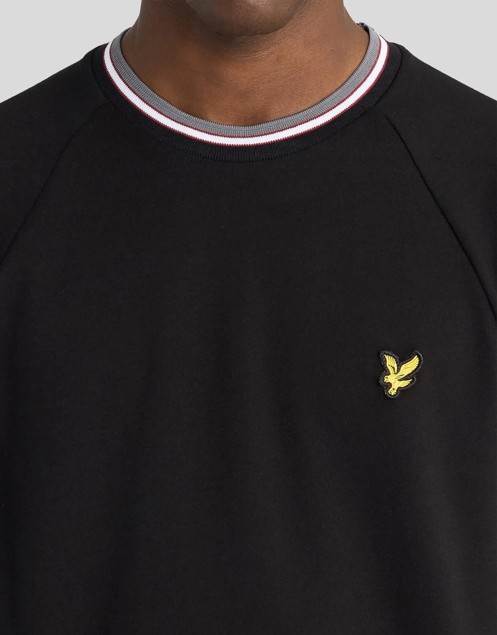 Lyle & Scott Kontrastkrage T-shirt - Svart